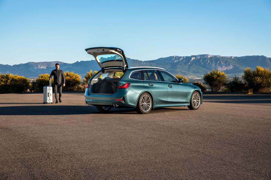  BMW 330d xDrive Touring Luxury Line (G21) 2019 года  (WW) (фото 30 из 45)
